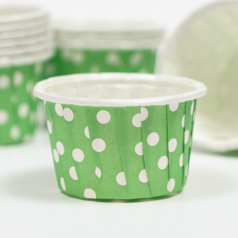 Форма для кап-кейка зеленая в белый горох,плотн.карт.CUPS130/40 (2430 шт.)